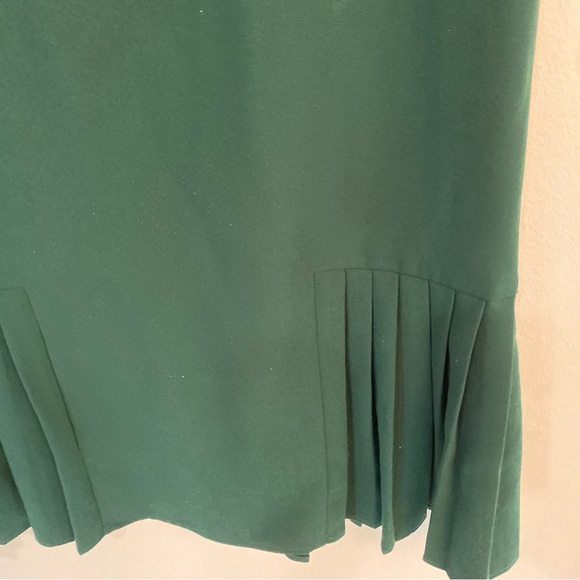 ZARA- Hunter Green Short Sleeve Crew Neck Pleated Hem Shift Dress Medium - Picture 6 of 8